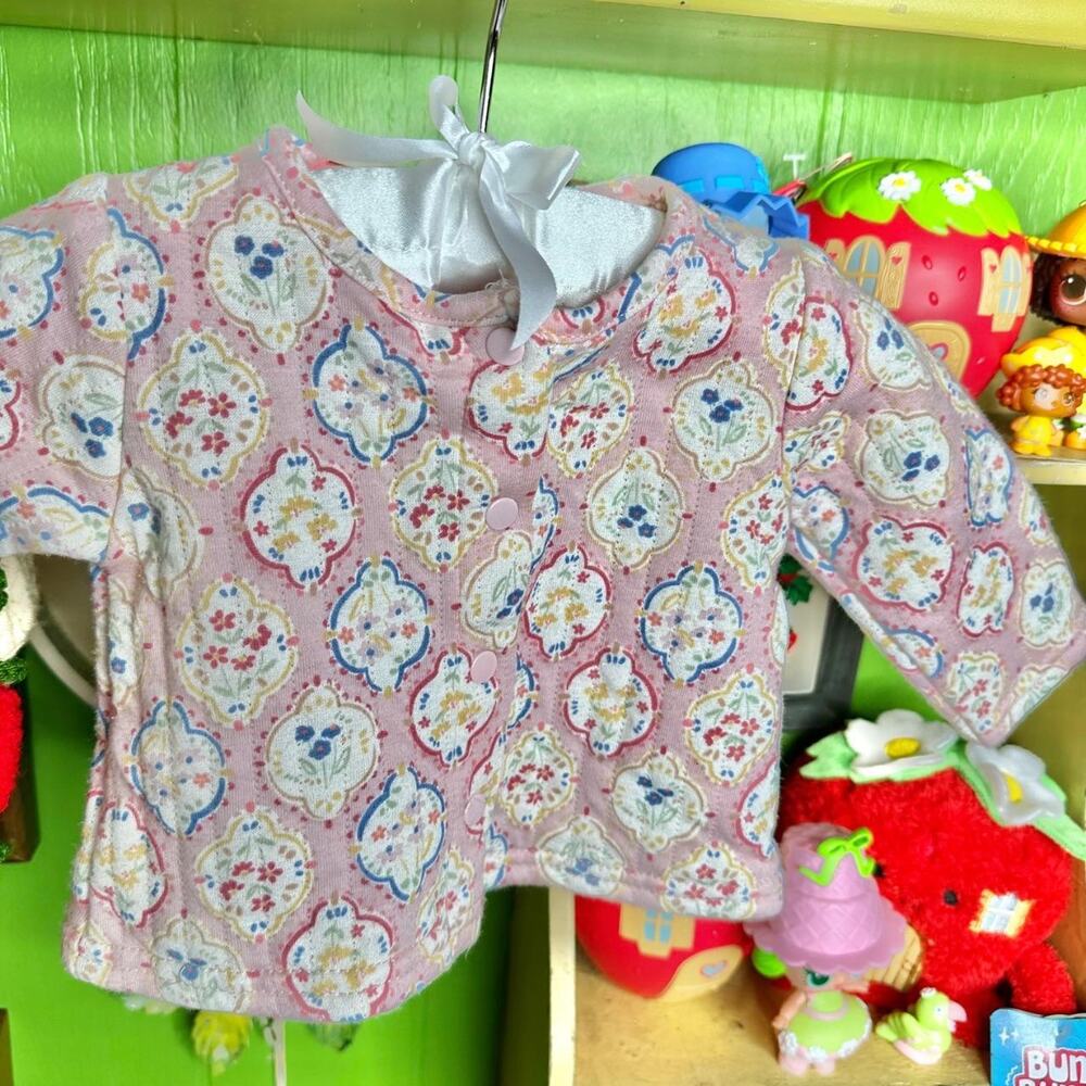 Chick Pea baby girl quilted floral bouquet print button up jacket. Size 0-3M